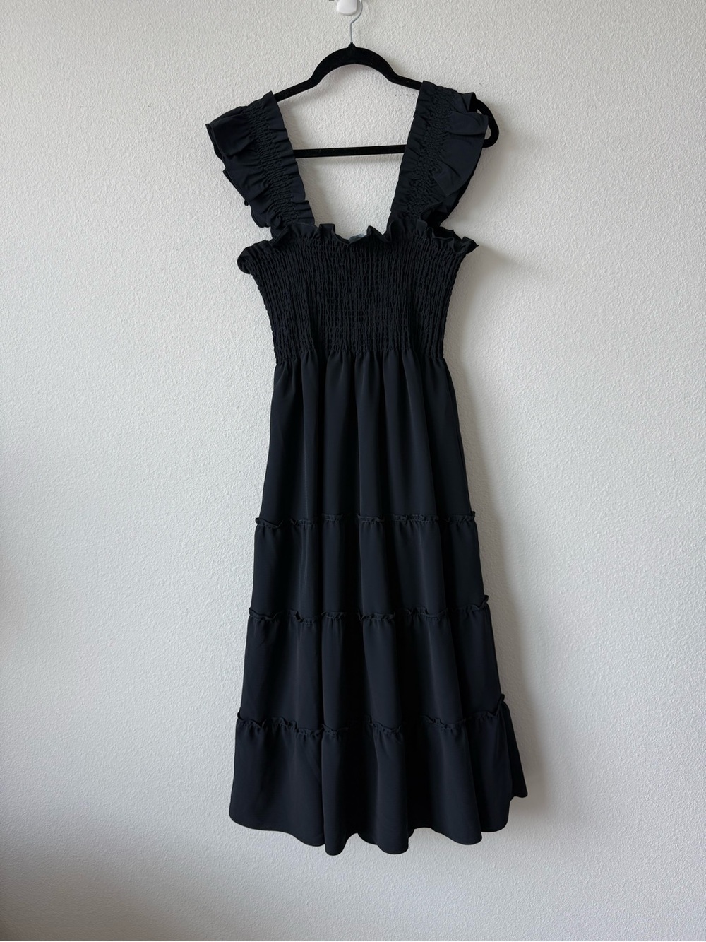NWT Hill House
The Ellie Nap Dress - Black Crepe - Picture 10 of 10